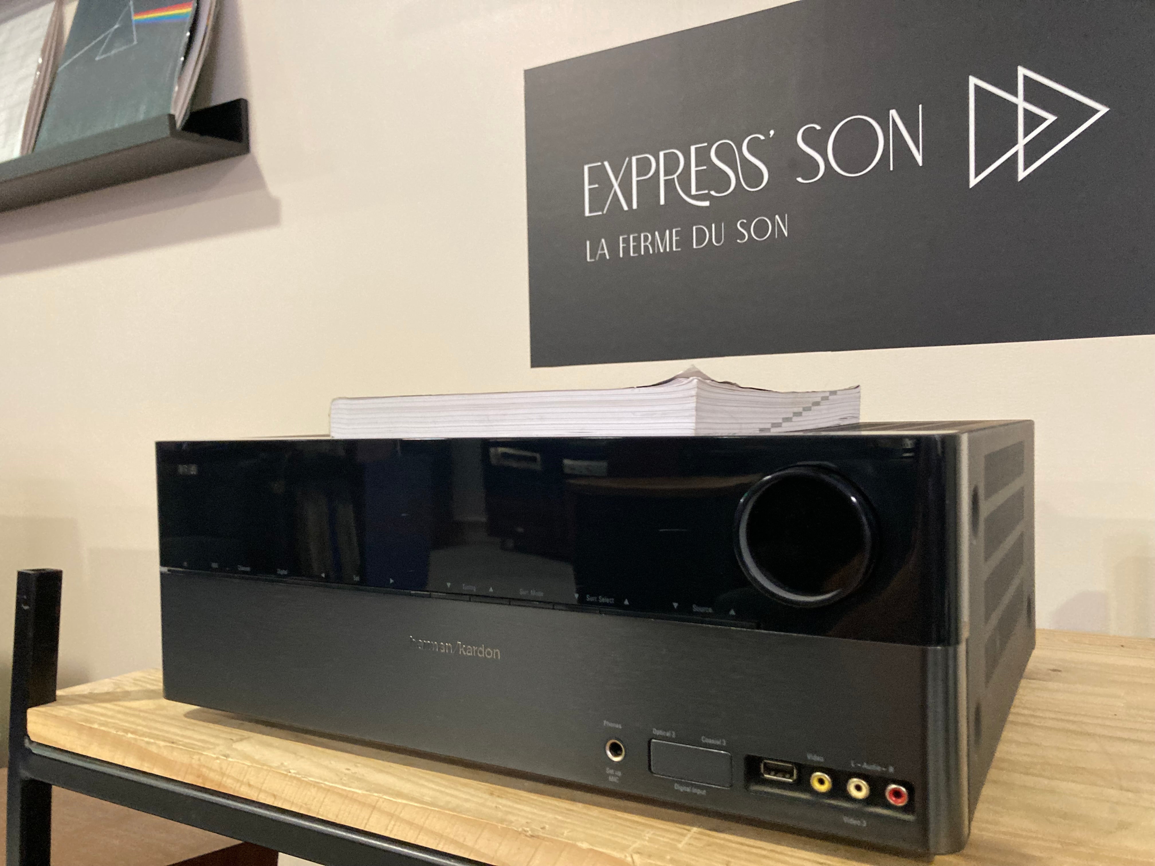 HARMAN KARDON AVR160