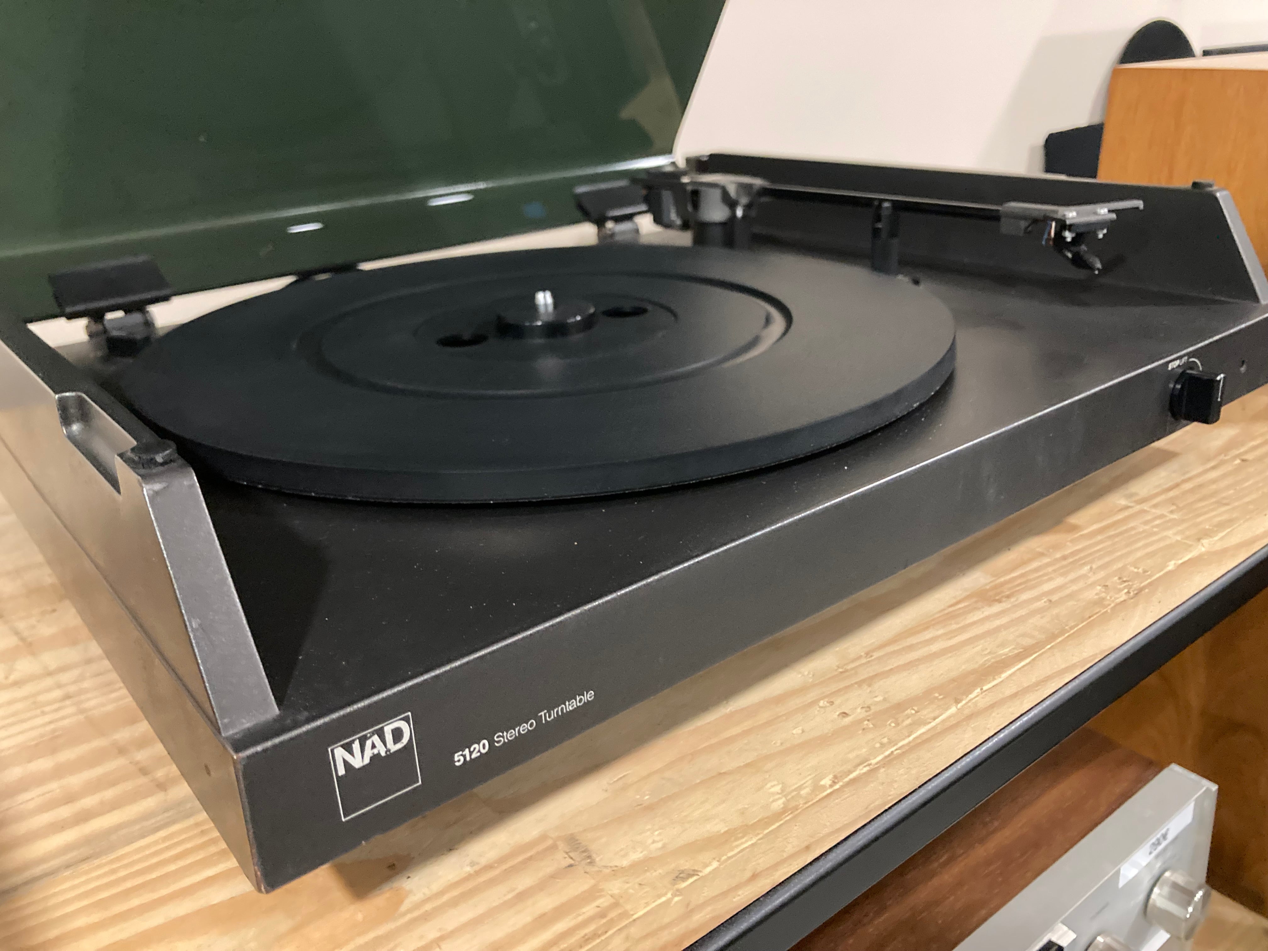 NAD 5120