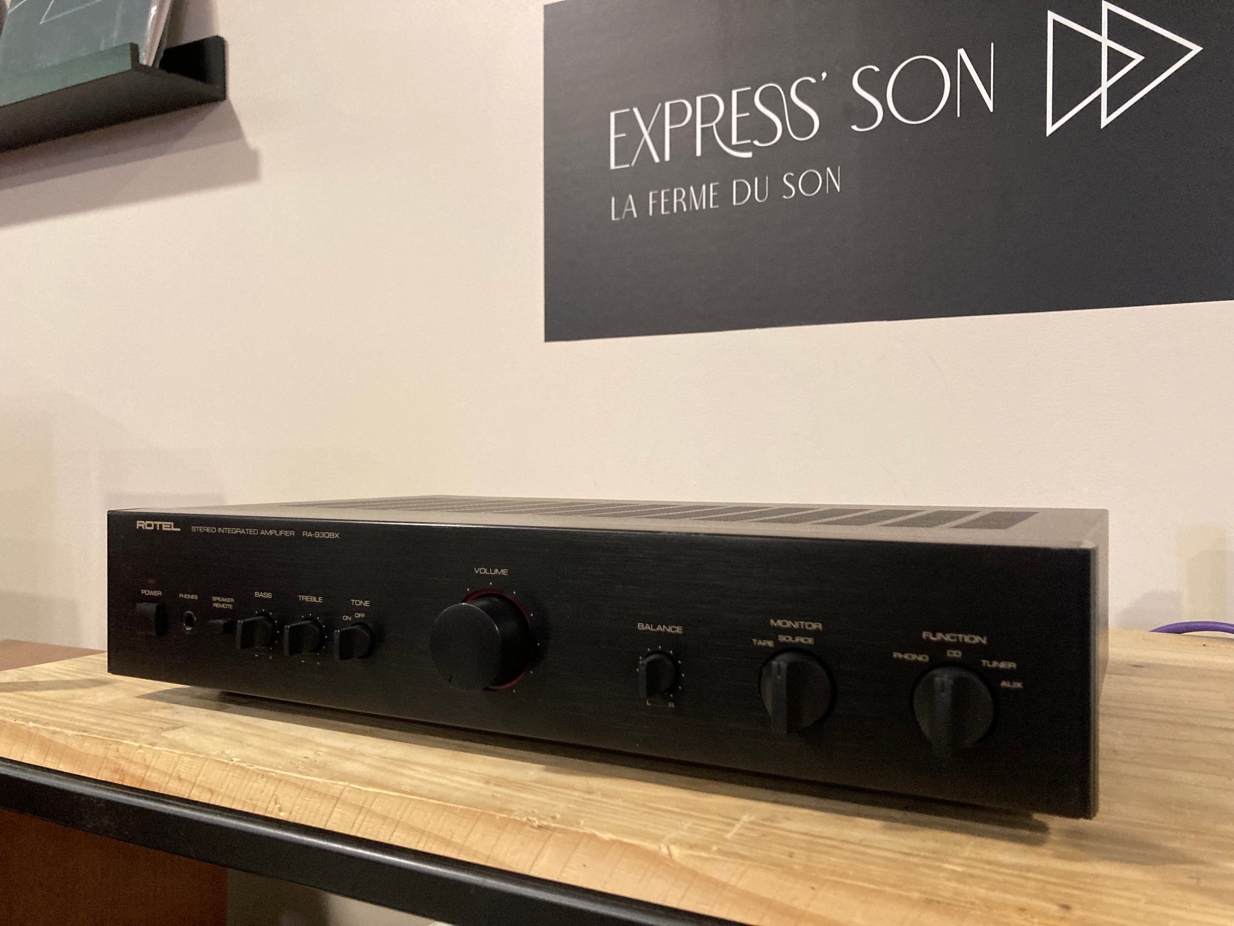 ROTEL RA-930BX
