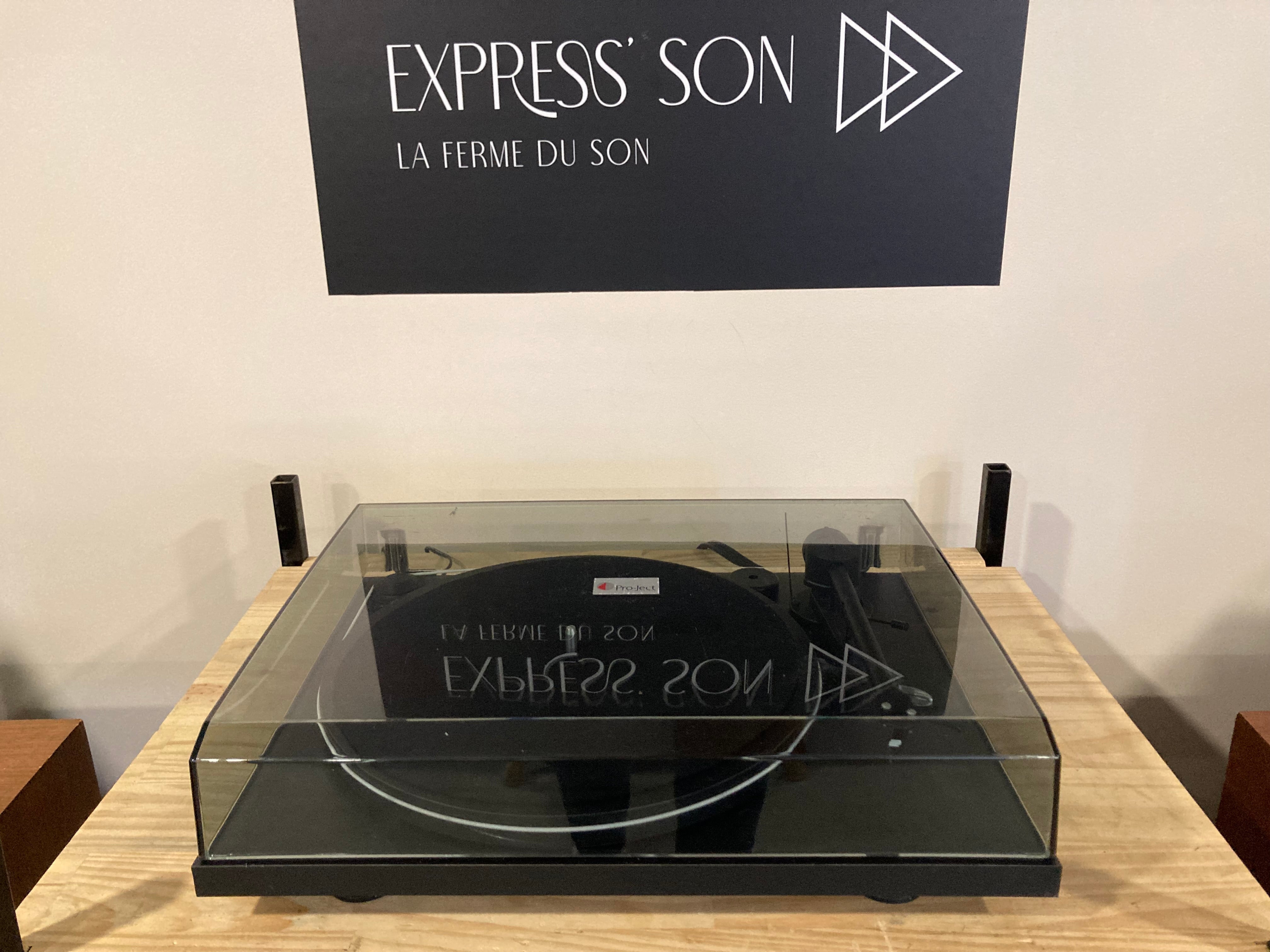 PRO-JECT ESSENTIAL
