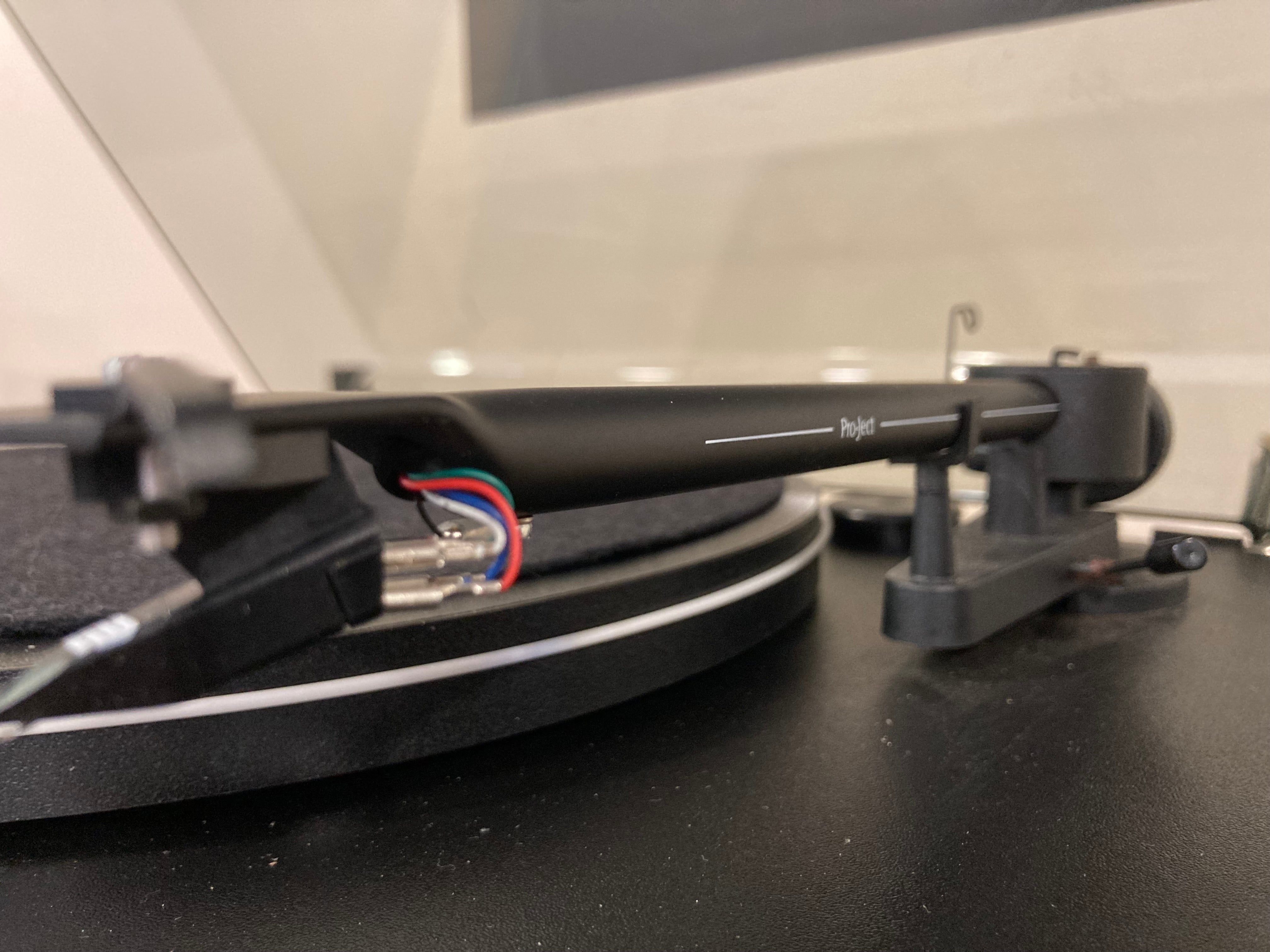 PRO-JECT ESSENTIAL