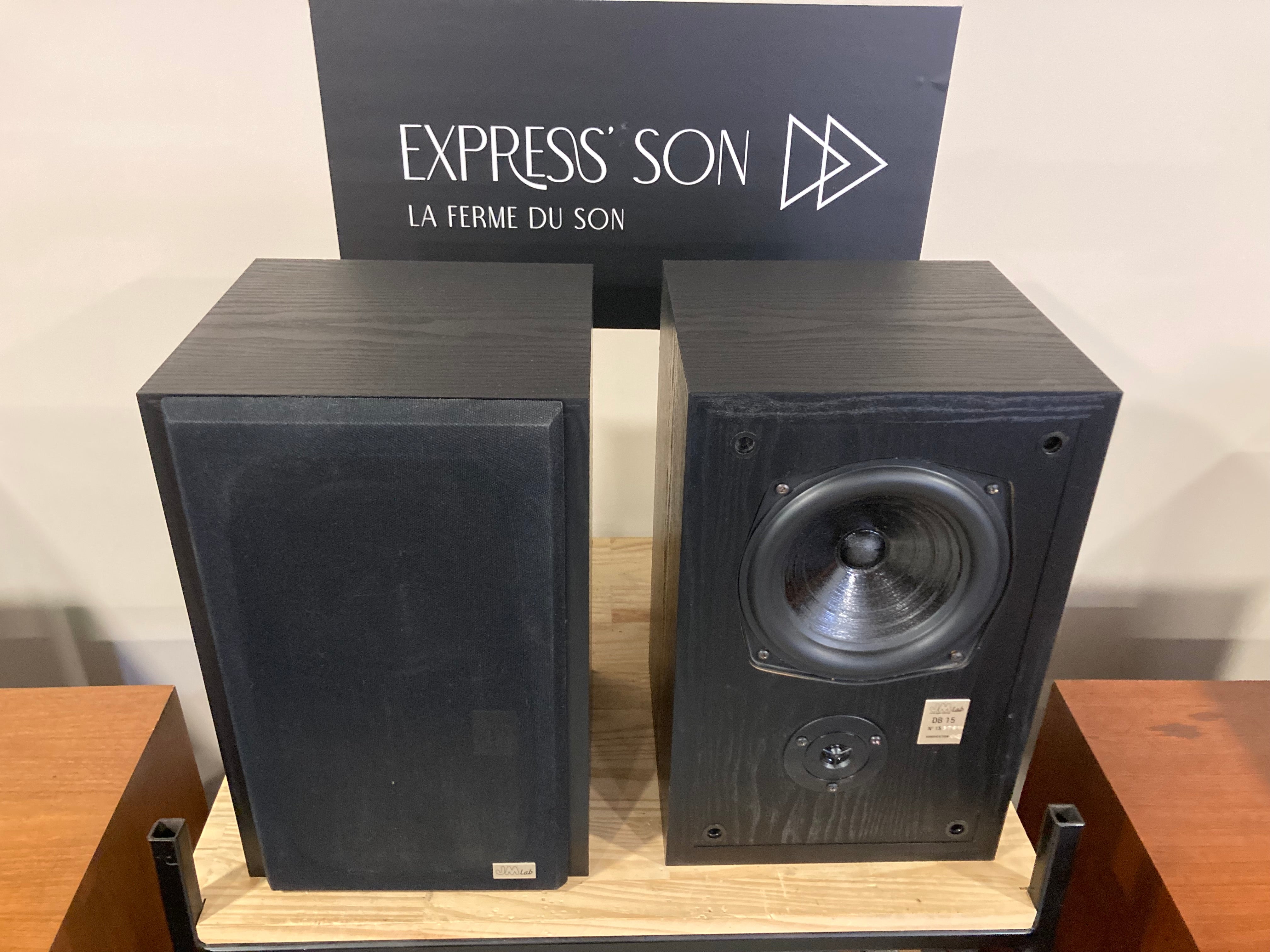 JM LAB DB15