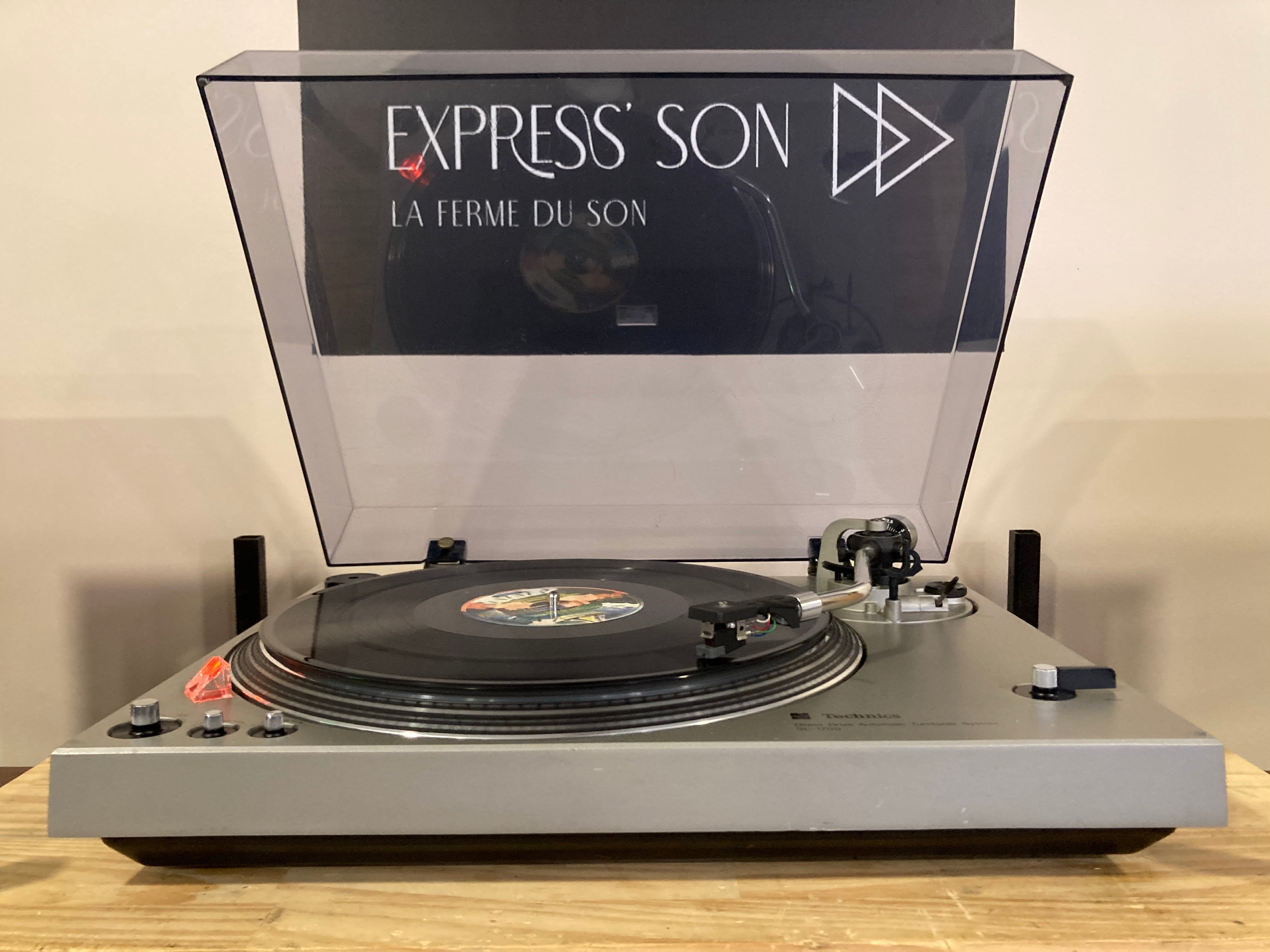 TECHNICS SL-1700