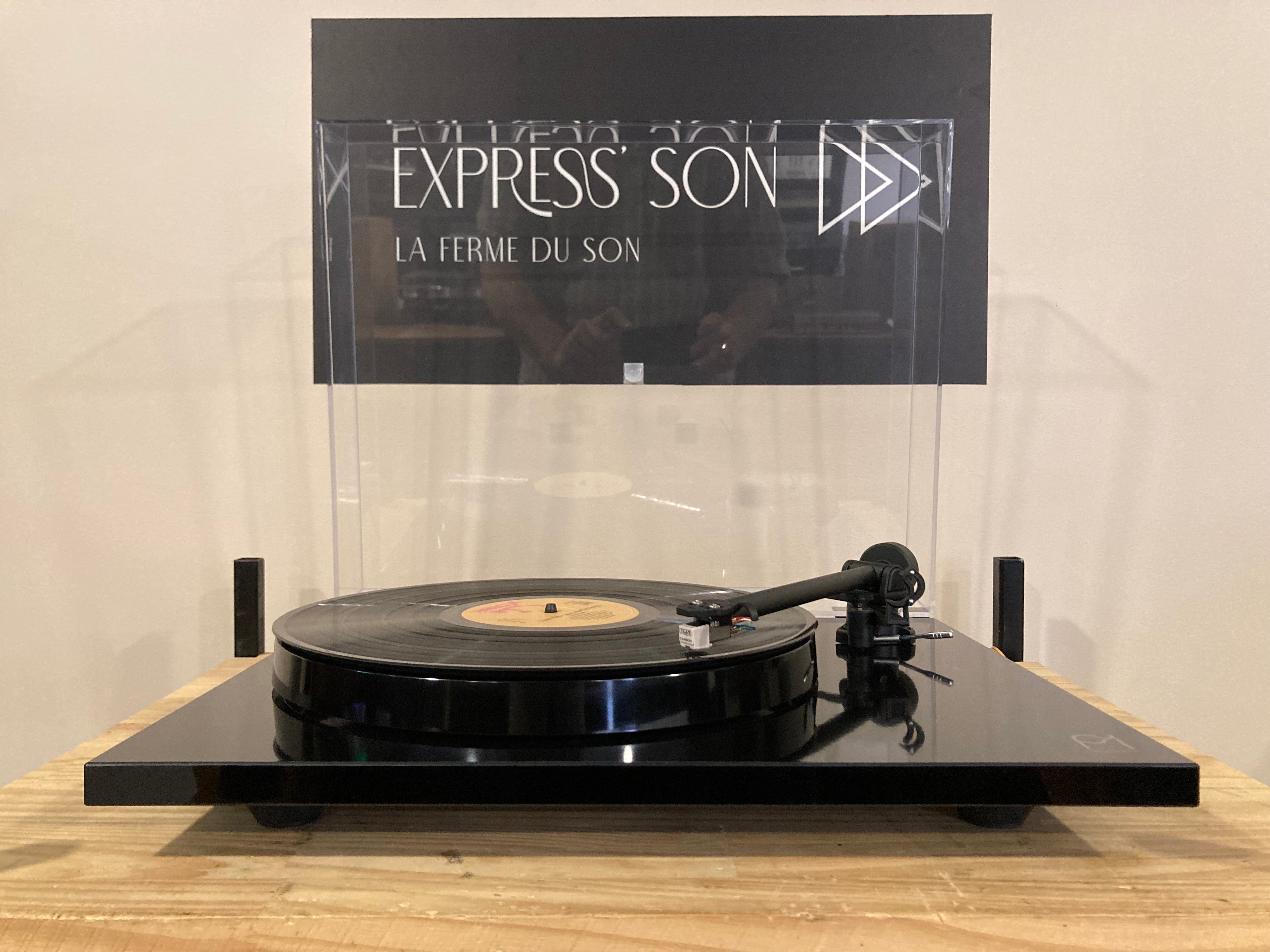 REGA PLANAR 1