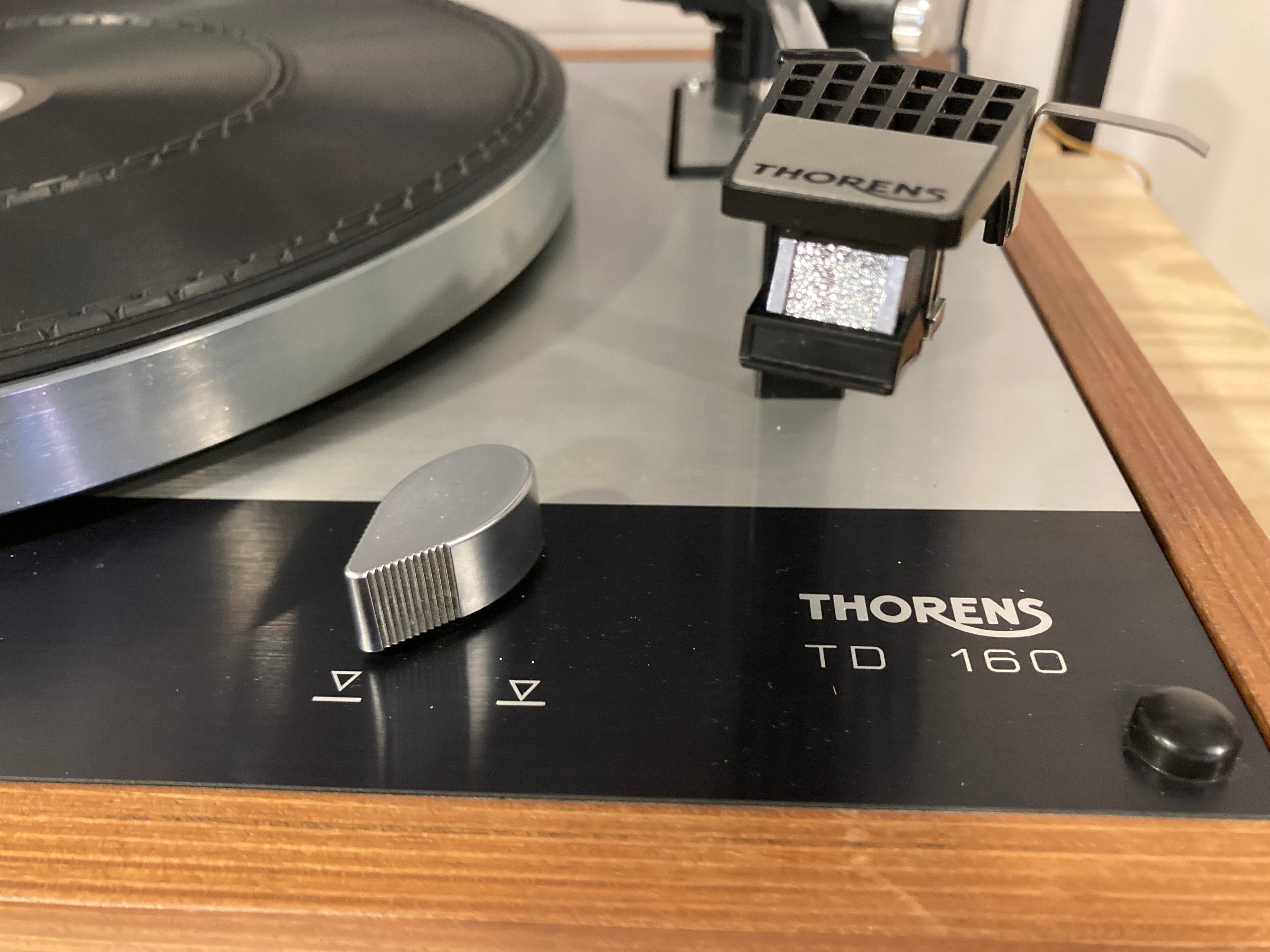 THORENS TD160