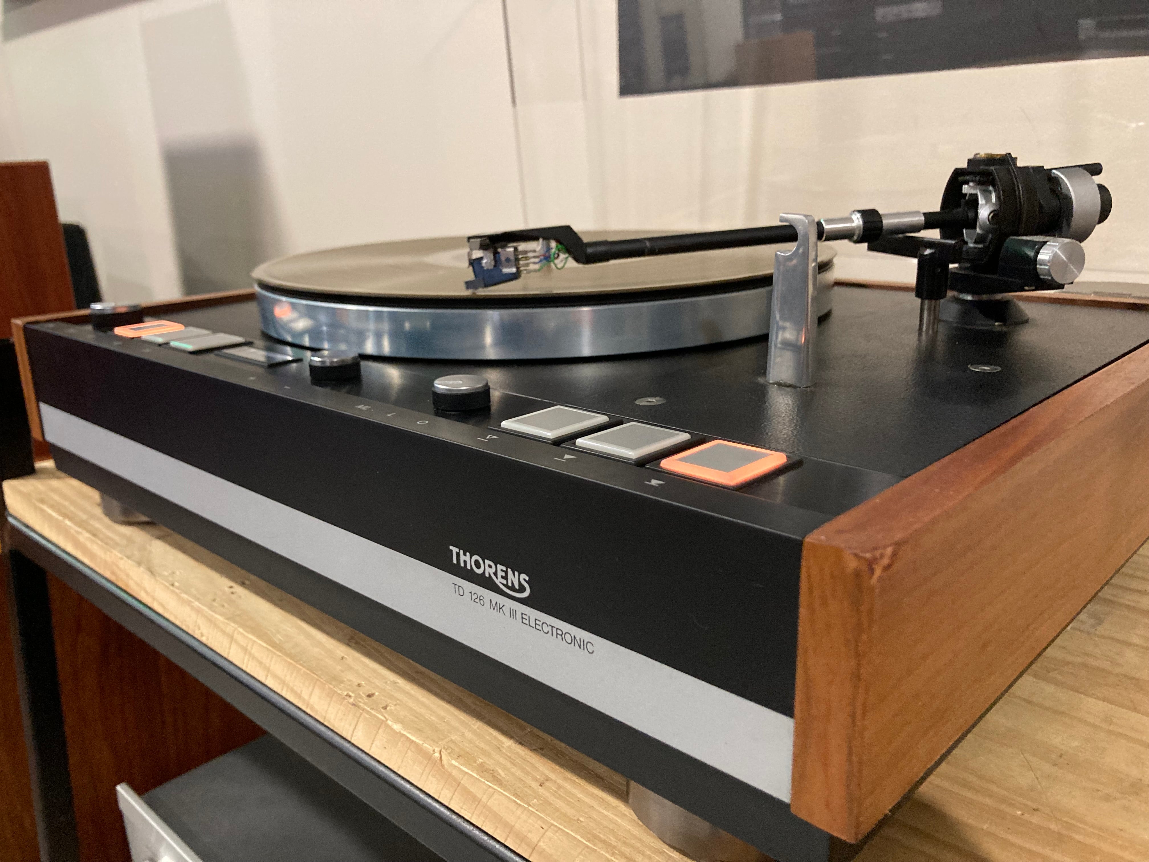 THORENS TD126 MK3